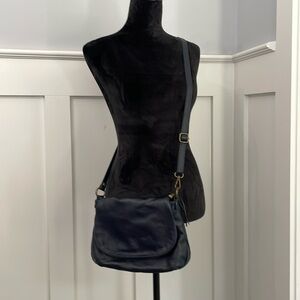 Vera Pelle Navy Leather Crossbody